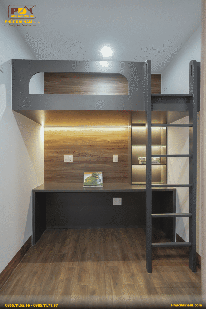 Không gian phòng ngủ phụ trong căn hộ Sun Cosmo của gia chủ