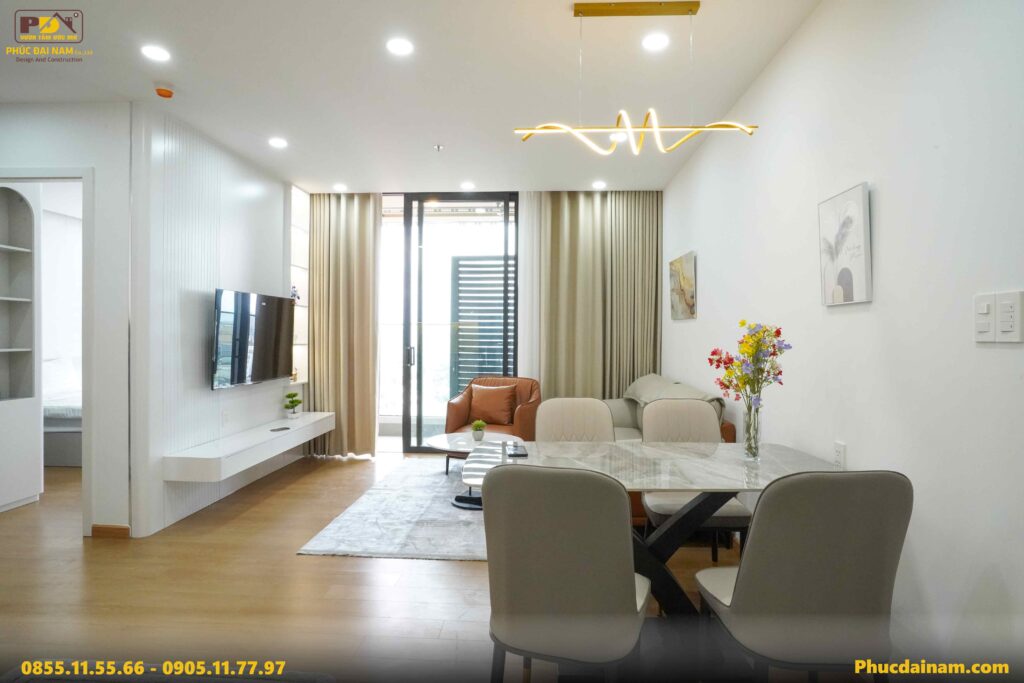 Khu vực khách bếp trong căn hộ Sun Cosmo Đà Nẵng của anh Long